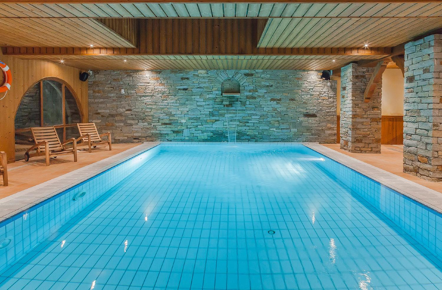 les-balcons-de-belle-plagne-belle-plagne-swimming-pool-380182