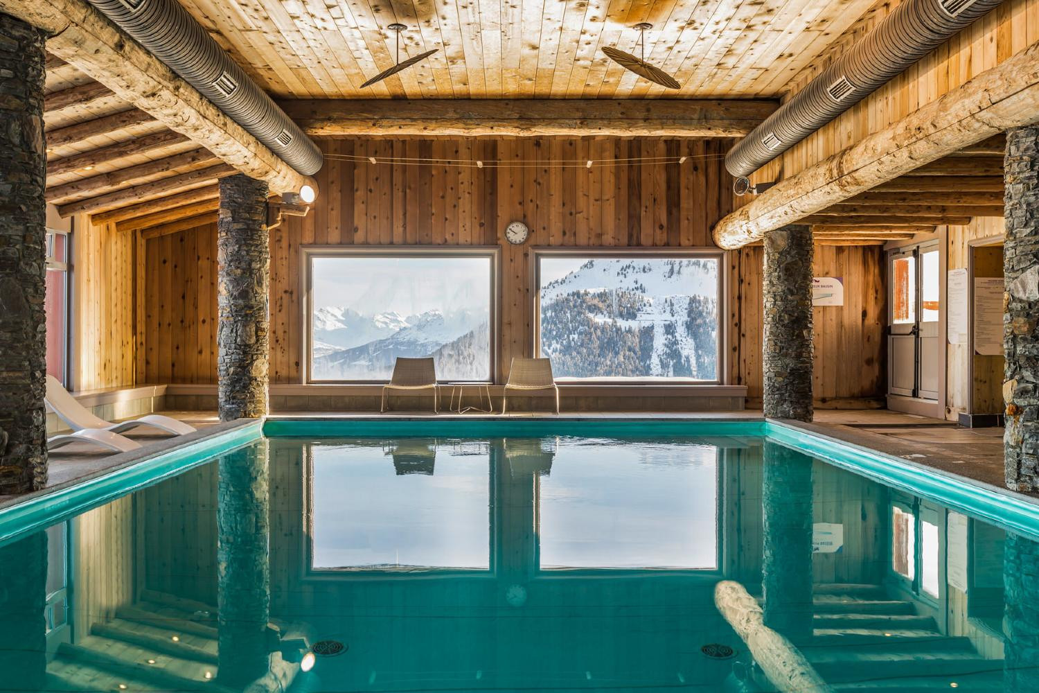 les-hauts-bois-la-plagne-swimming-pool-2-1038830