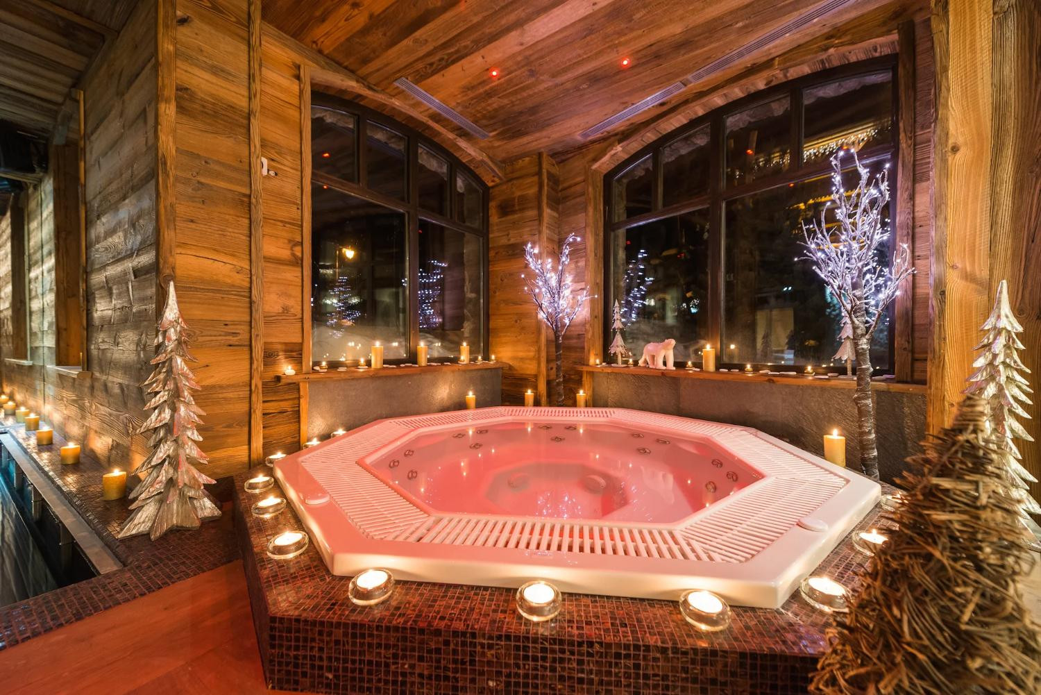 lhotse-jacuzzi-1-1466118 lhotse-jacuzzi-1-1466118