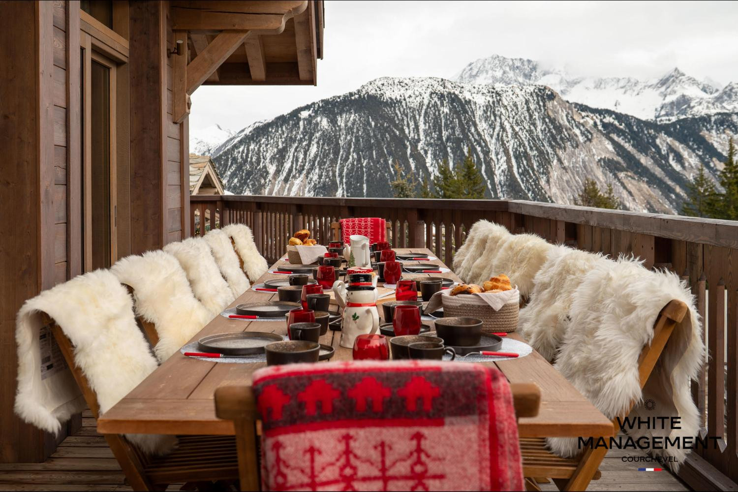 lofsnow-chalet-14-people-courchevel-1850-bellec-te-1-5-1464095