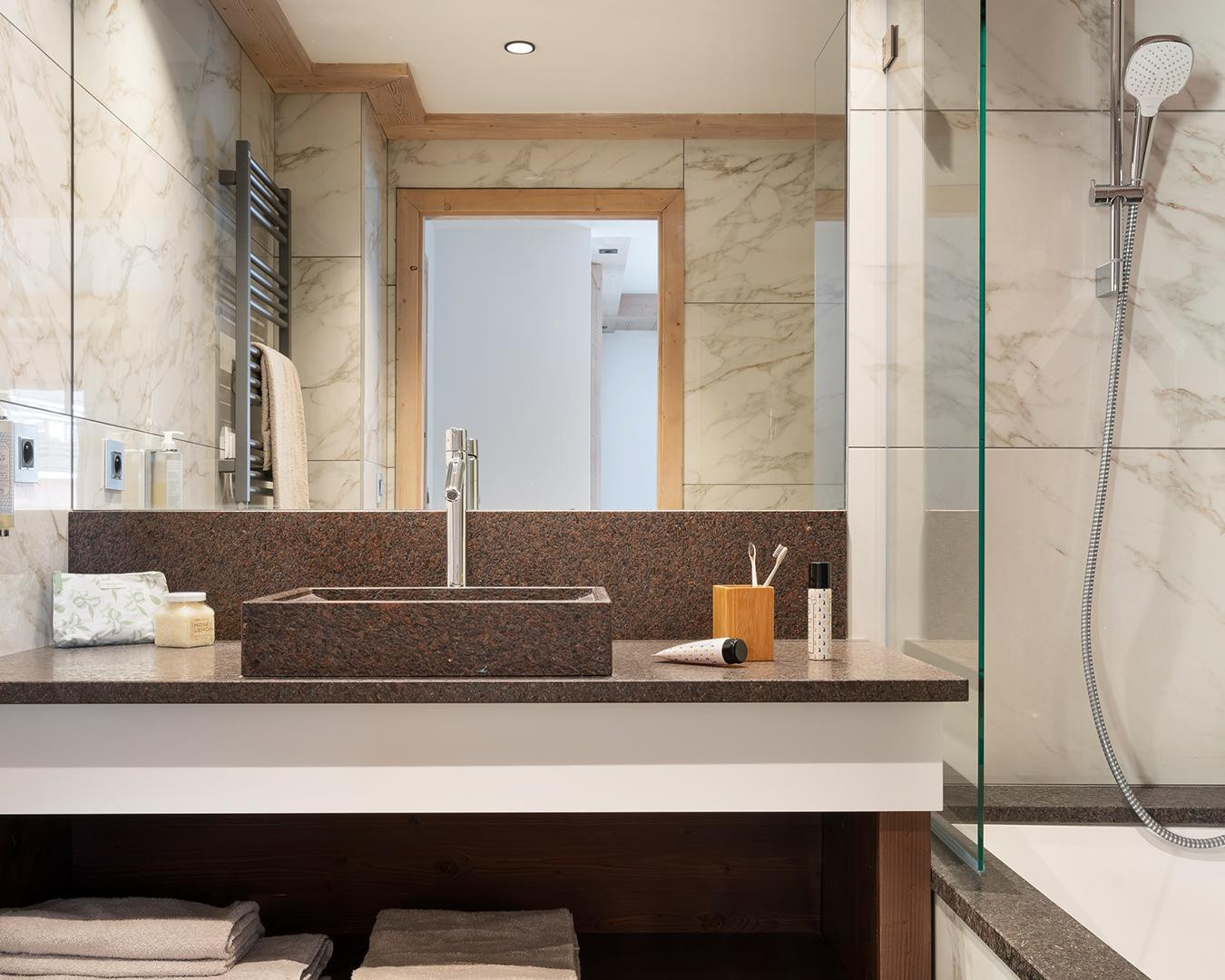 manaka-la-plagne-3p6conf-bathroom-776041