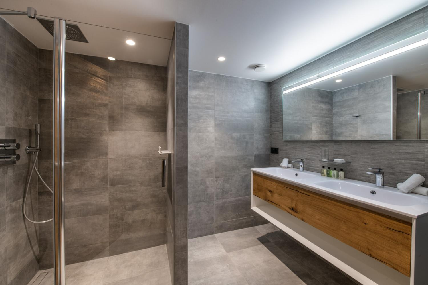 manali-lodge-kailash-dec19-10-768498