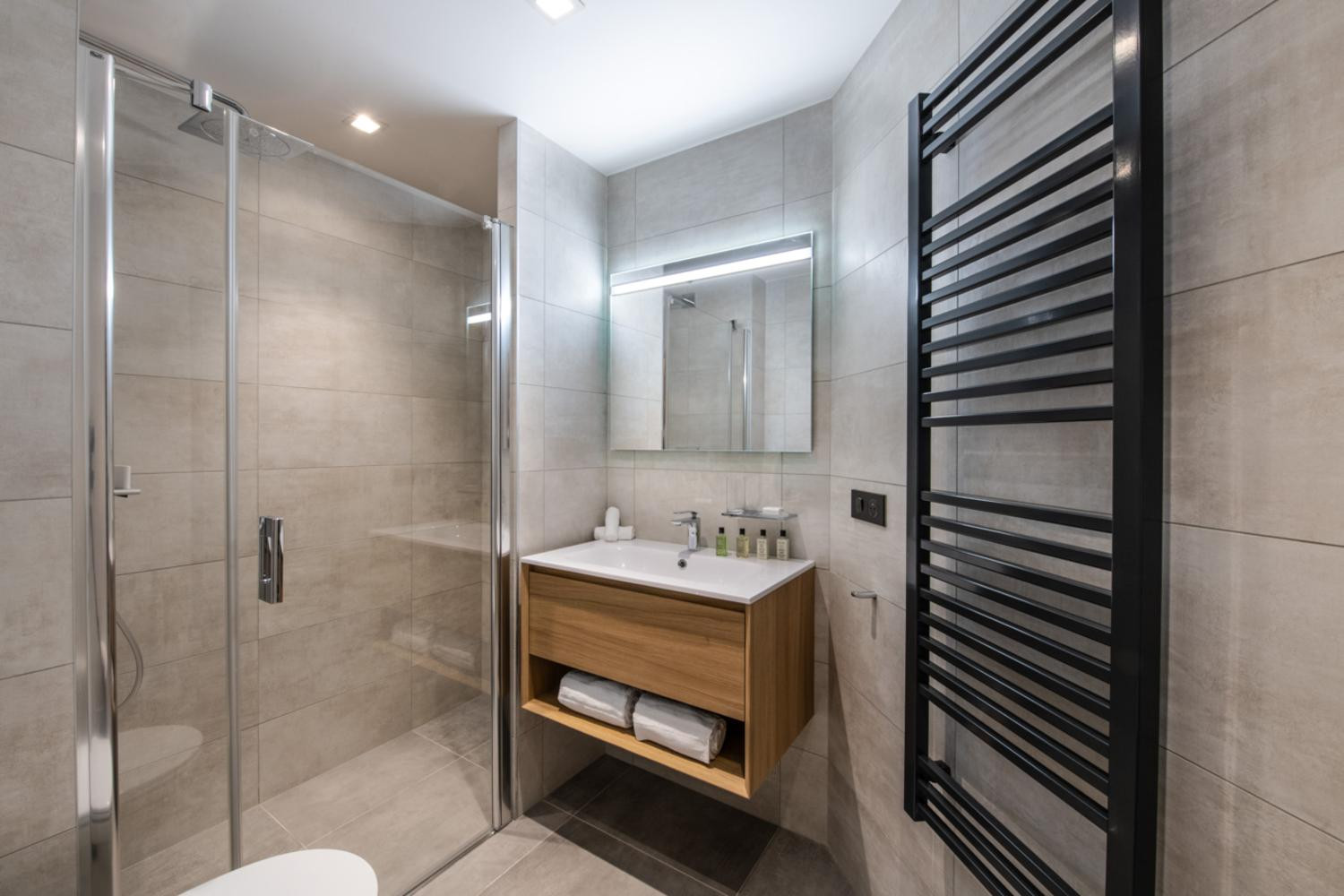 manali-lodge-kamet-dec19-08-768511