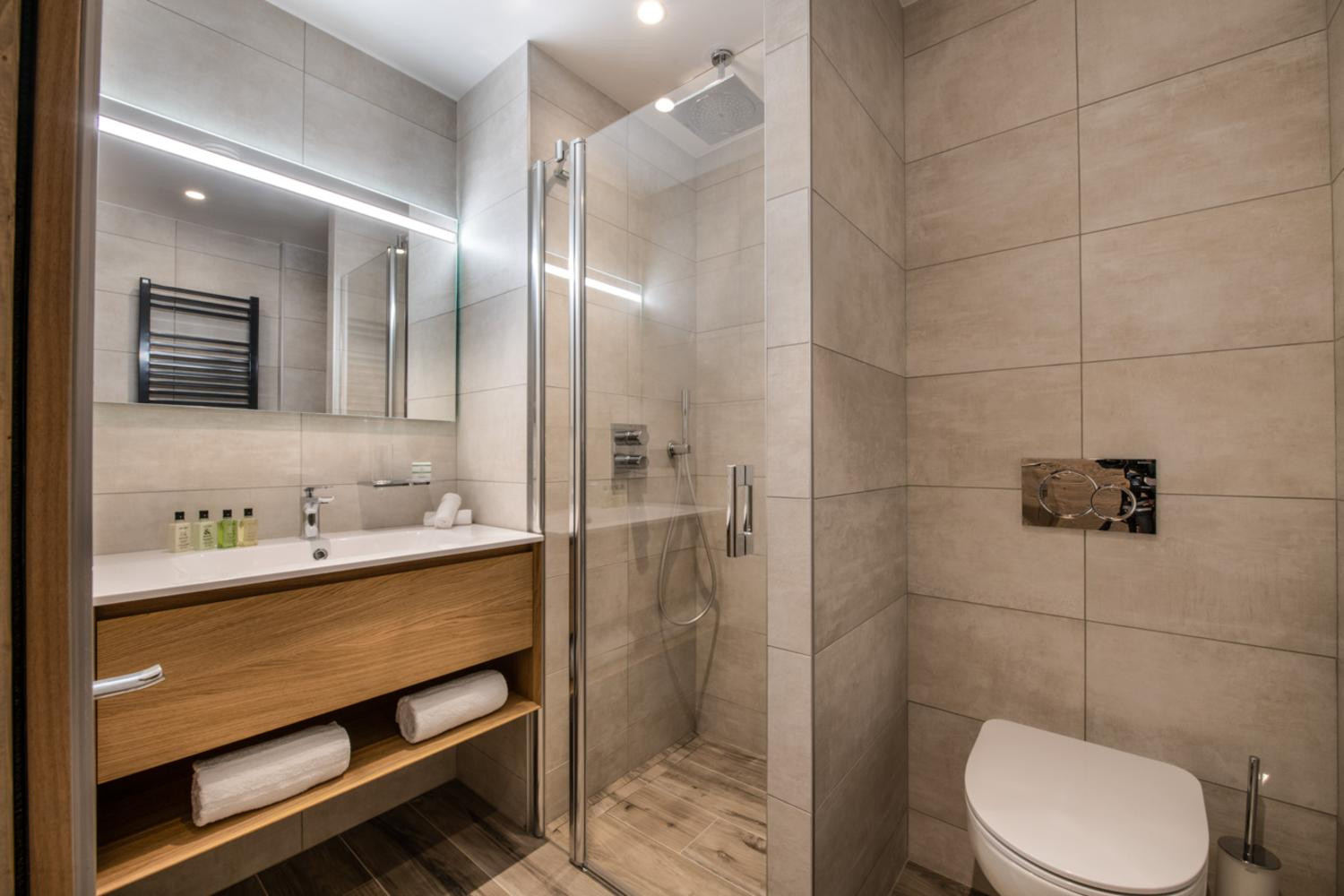 manali-lodge-nanda-janv20-02-768578