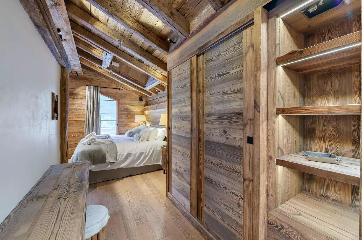 photos-bien-2564-80-chalet-aloha-loc-st-martin-cimalpes-web-16-1275338