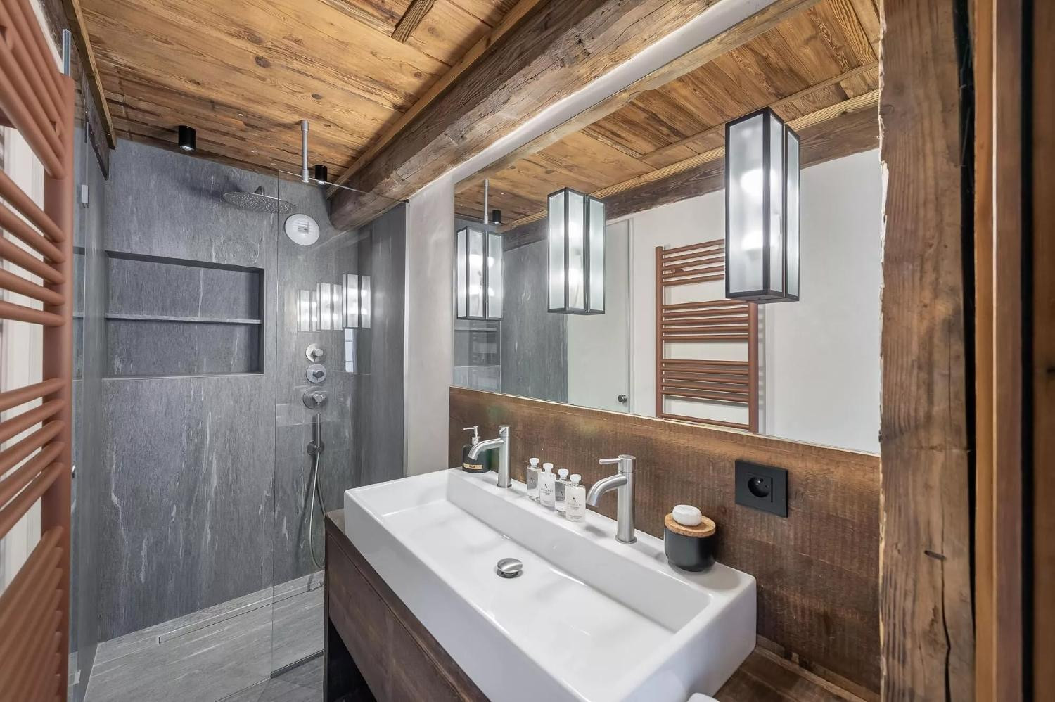 photos-bien-2564-80-chalet-aloha-loc-st-martin-cimalpes-web-18-1275340