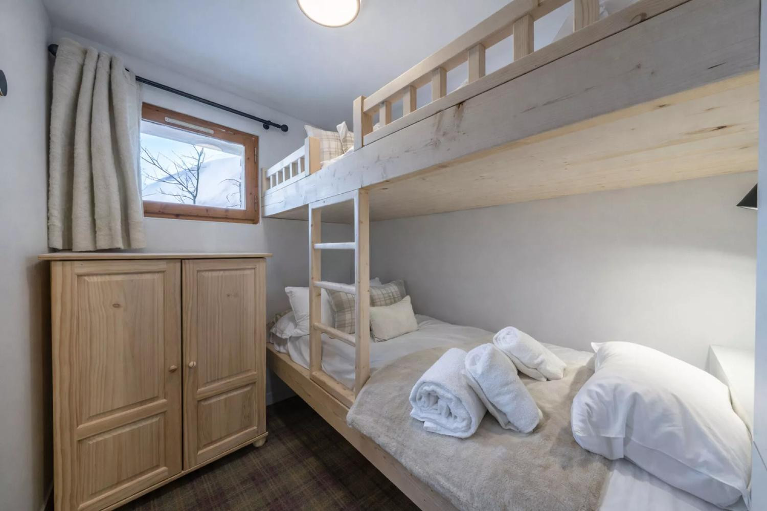 photos-bien-3975-30-le-rocher-a-loc-meribel-cimalpes-web-13-1450226