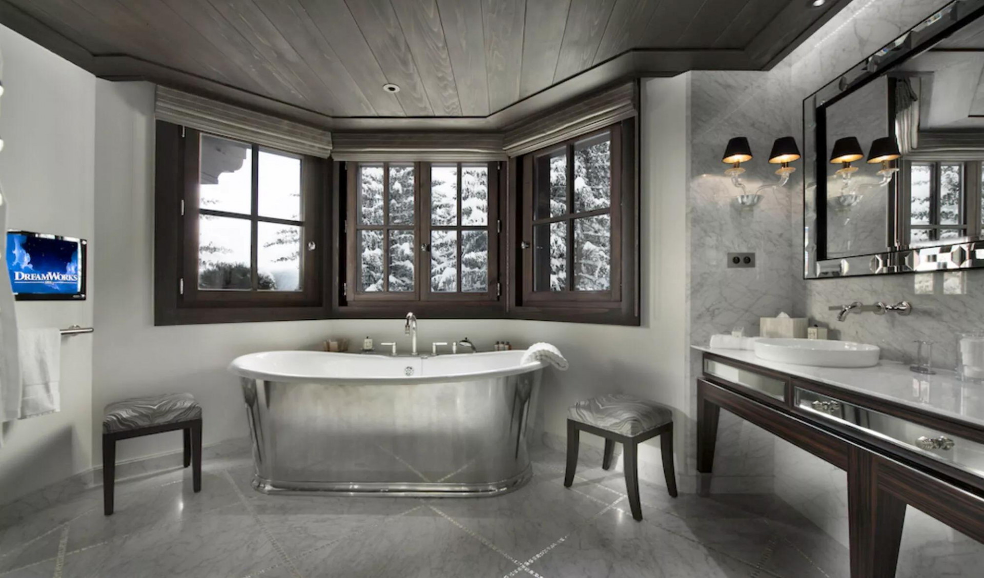 photos-bien-929-13bcoquelicot-master-bathroom-1450341