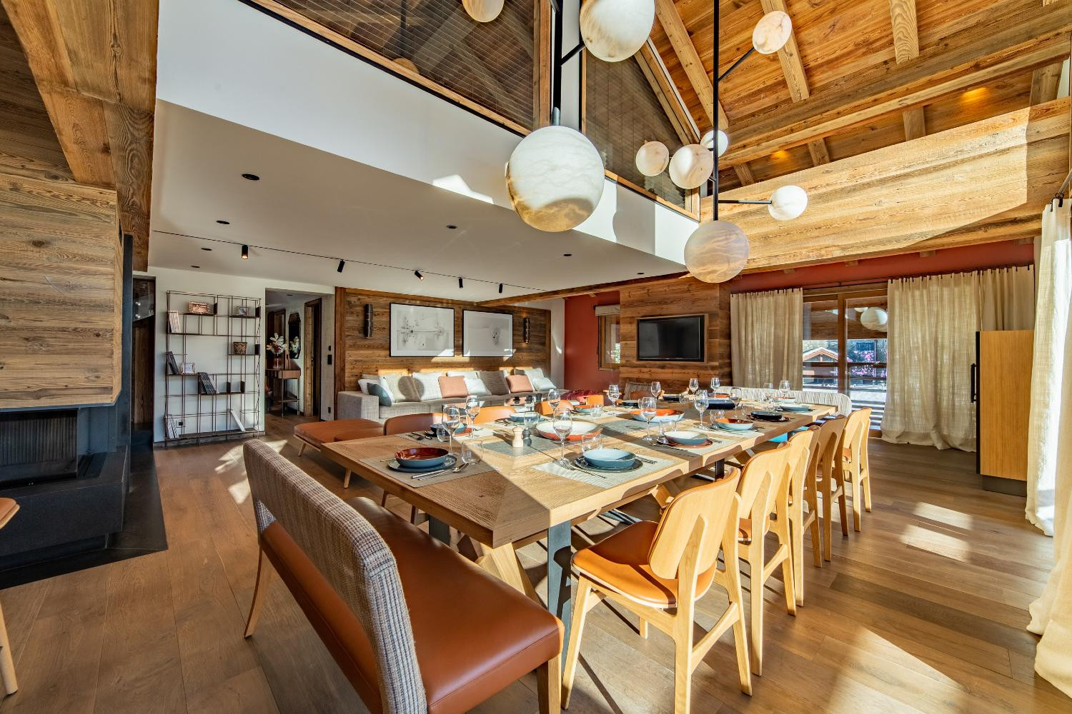 rooftop-chalet-lgcdp-meribel-dining-area-1454002