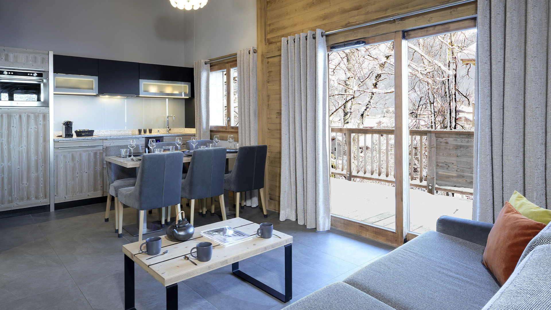 salle-a-manger-appartement-residence-chalets-elena-mgm-hotels-residences-19787-139