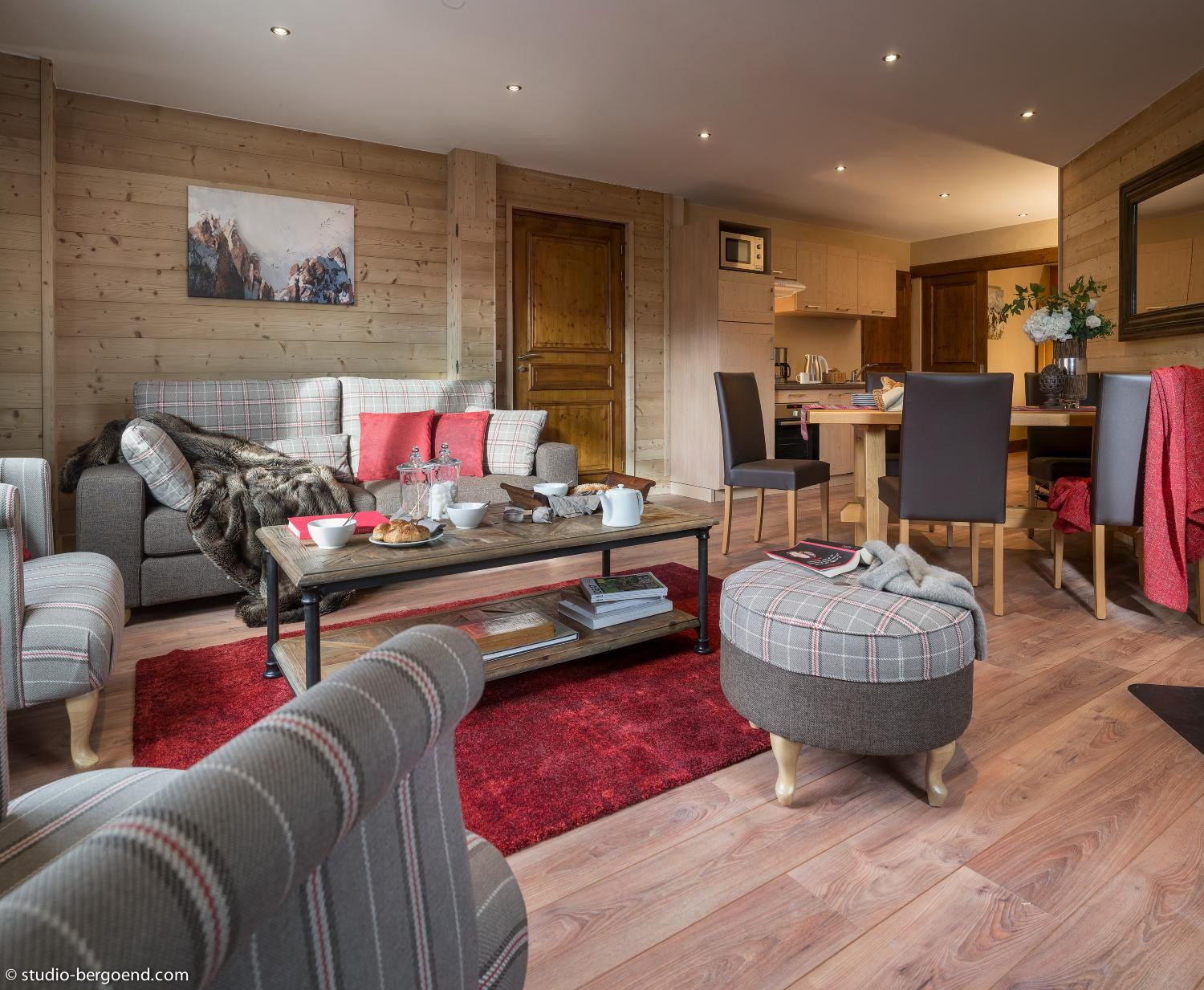 sapiniere-4pieces-6pers-sejour-credit-studio-bergoend-2-362601