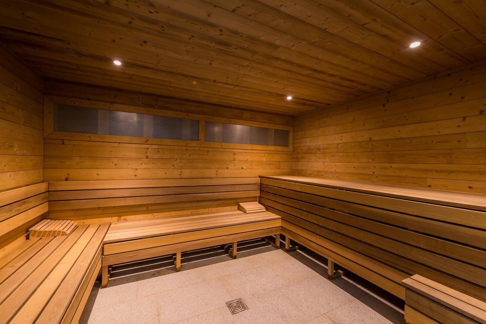sauna-val-2400-1600x1068-57989-1450483