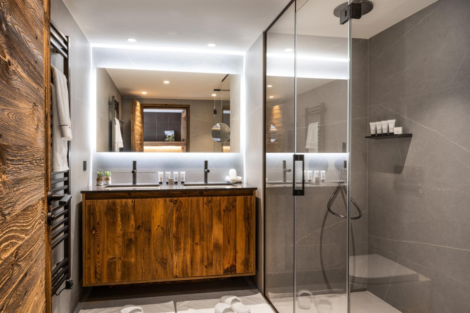 silverstone-valdisere-philippe-gal-a01-030-799046