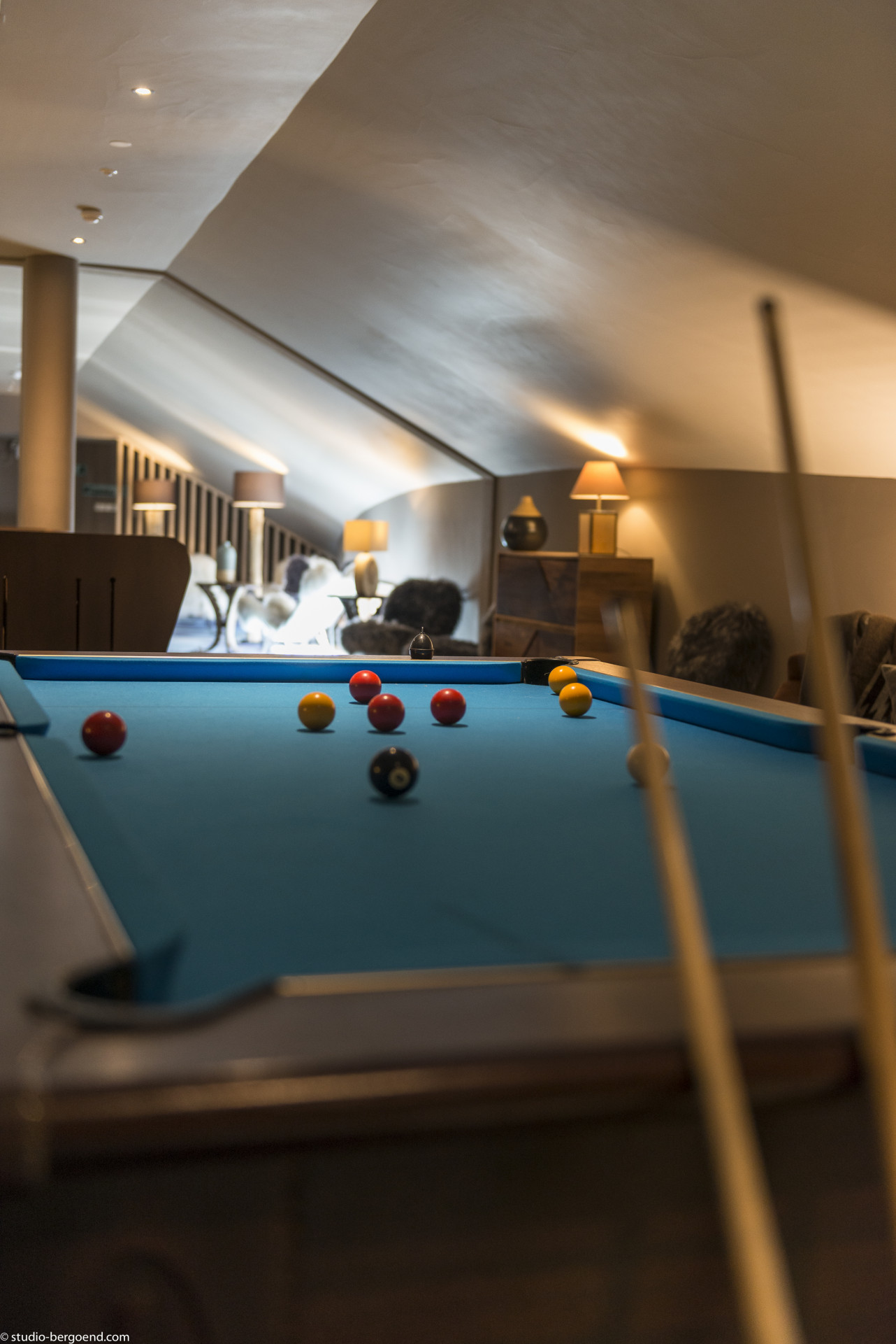 taos-tignes-games-lounge-326360