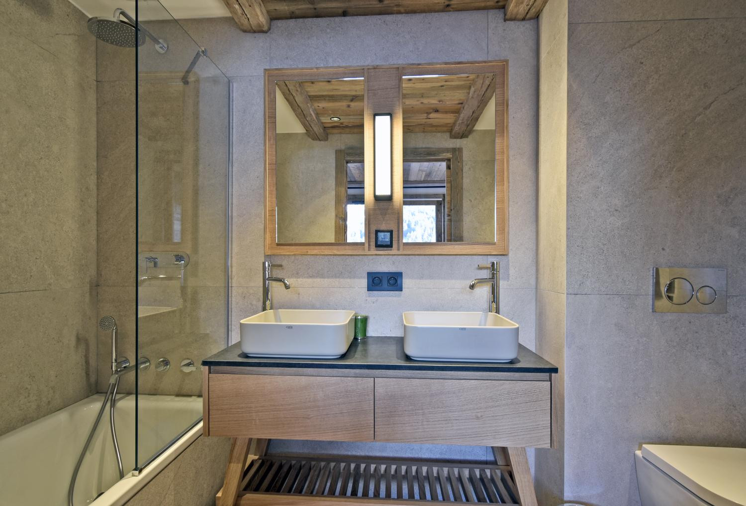 triplex-isba-barnes-meribel-bathroom-3-1453495