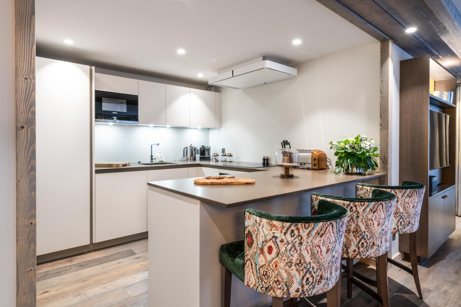 vail-lodge-val-disere-a11-030-760939