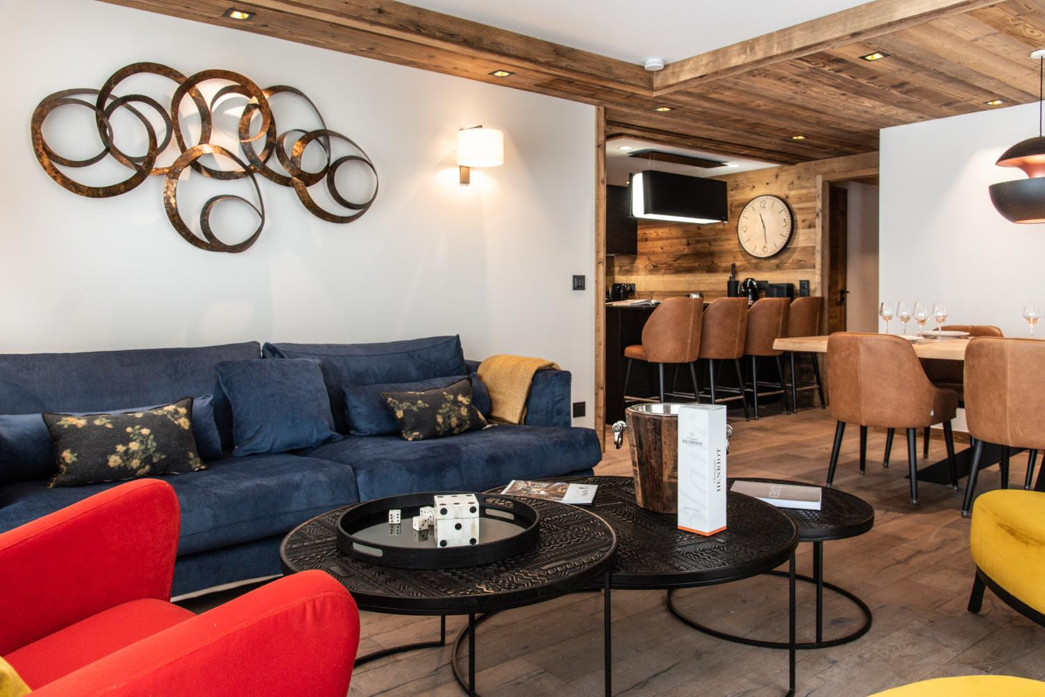 vail-lodge-val-disere-a22-083-760972