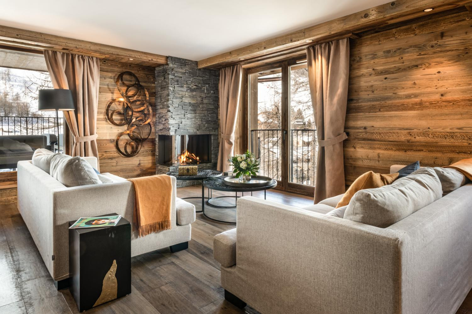 vail-lodge-val-disere-b31-020-761025