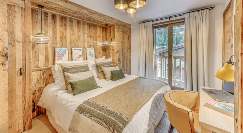 0000000372-05-1229906