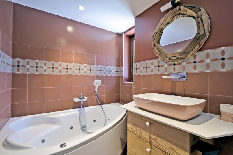 00a669f0-93d3-4c4d-ba9a-fd7a7ff6c6c2-1451425