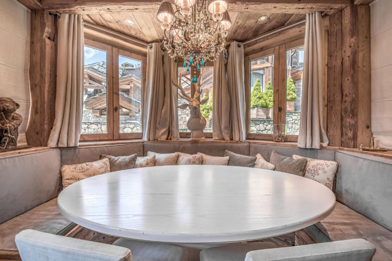 0290890a-ba9a-4d38-807d-a706960f5e55-1451758