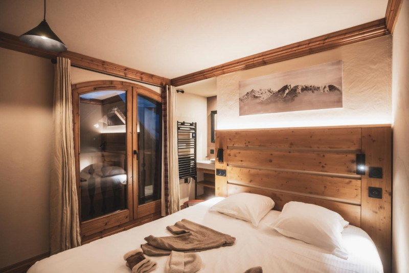 06-montagnettes-residence-sapiniere-menuires-5p8s-chambre-double-03-cande-2026-1464542