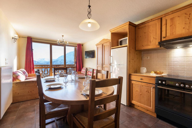 1-116-lesbalcons-apt824-6-8cpers-c-reyboz-1462849