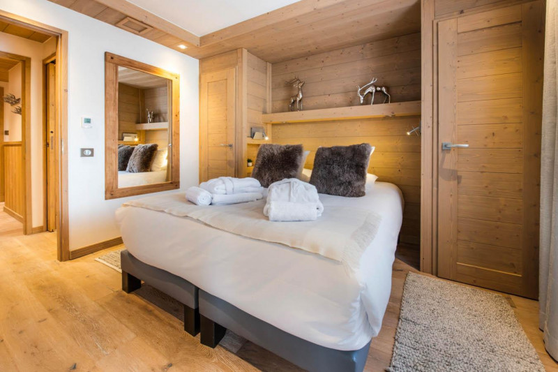 10pg-mammoth-lodge-d07-008-1147803