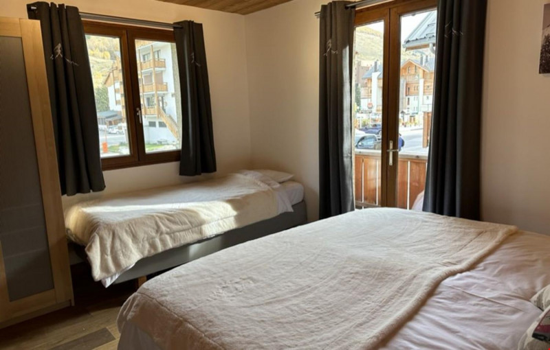 12-2304-tmp43af-location-ski-les-deux-alpes-chalet-odalys-erika-12-892171