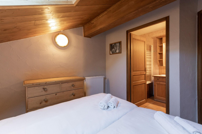 13-101-lesbalcons-apt535-6-8pers-c-reyboz-1462857