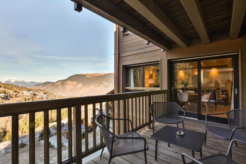 16keystonev2-c04-1-1147672