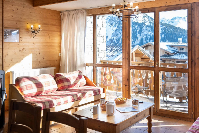 2-085-lesbalcons-apt535-6-8pers-c-reyboz-1462862
