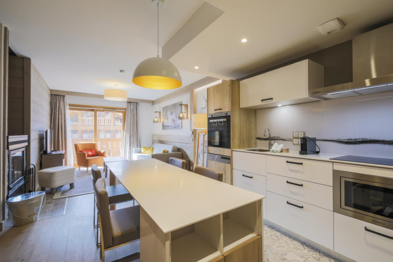 2-kitchen-area-2-hevana-2-bedroom-1038634