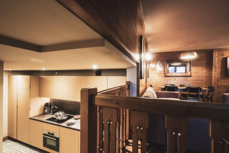 22-montagnettes-residence-sapiniere-menuires-4p6s-cuisine-06-cande-2026-1450707