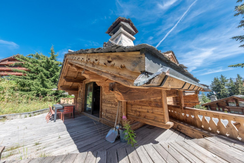 27380914-bb21-4e4e-b5a5-4bbcad011fdb-1451280 27380914-bb21-4e4e-b5a5-4bbcad011fdb-1451280