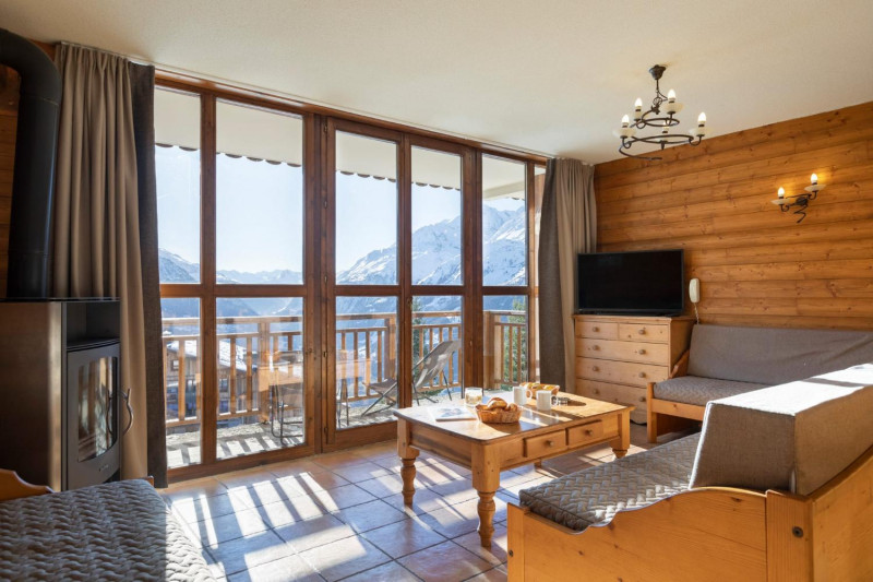 3-038-lesbalcons-apt245-10-12pers-c-reyboz-1462964