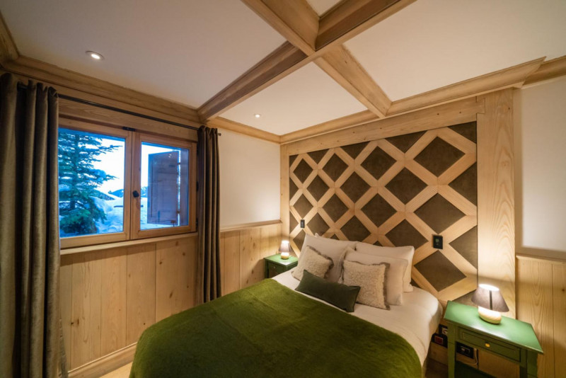 344eec6b-7aa4-478c-a5f7-5f39bdd273f5-1451319