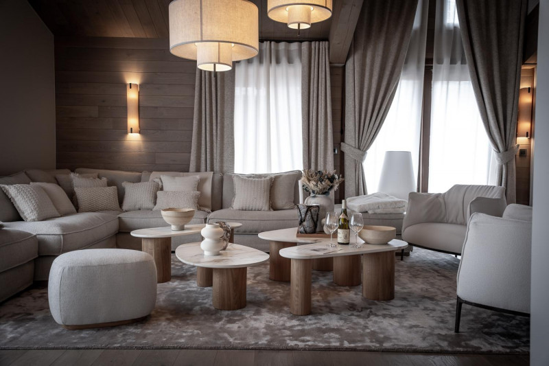 4a5454a6-0727-423f-8622-f7ac4579a36f-1451570