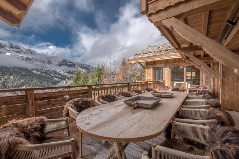 4e995b76-a9e2-4be0-918e-e9a6f39e3875-1450900