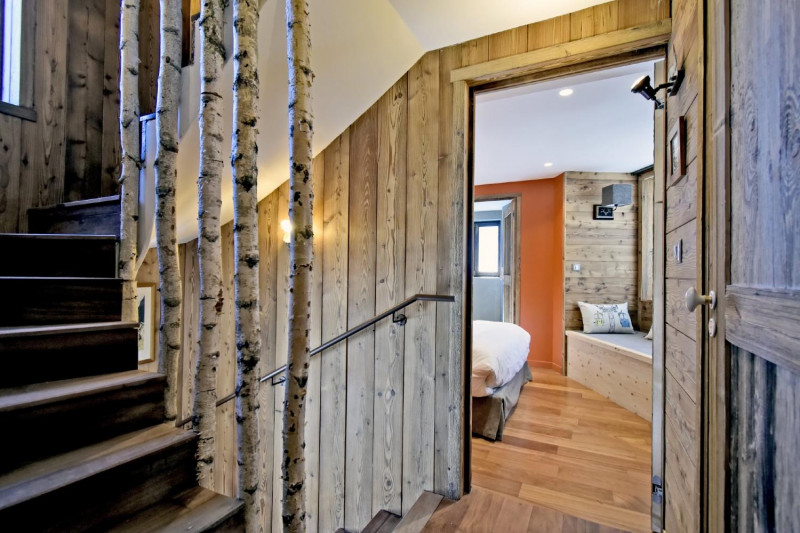 4ea8b86c-ec04-4785-bdf3-ae183b1d765d-1451417