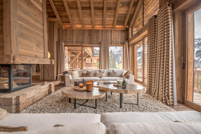 4eb6c2d5-4234-4159-b5c3-bf439e26c885-1450901