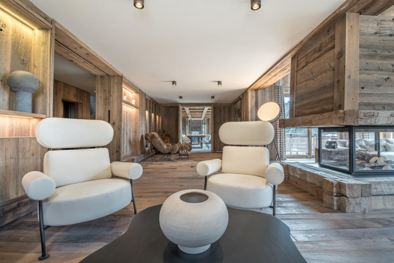 5806ee4c-f376-4c91-af5b-a528e0444a96-1450888