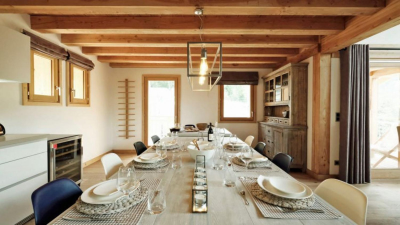 5946471-chalet-luna-dining-area-1267159