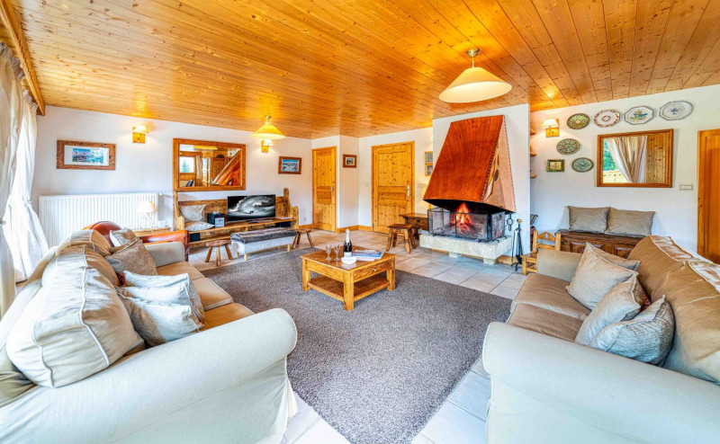 6c67022e-85a0-46bb-b67a-1604d855d367-1451549