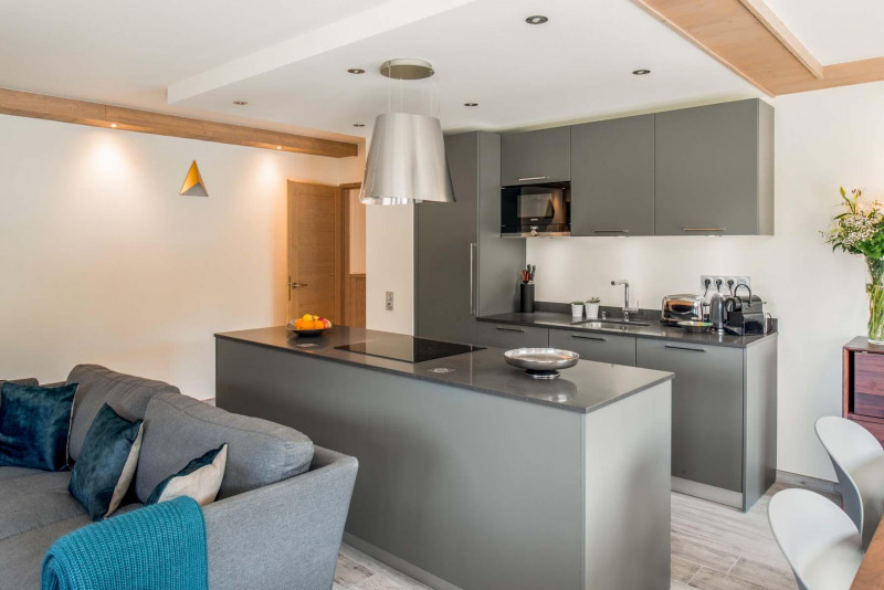 6mammoth-lodge-d12-048-1147856