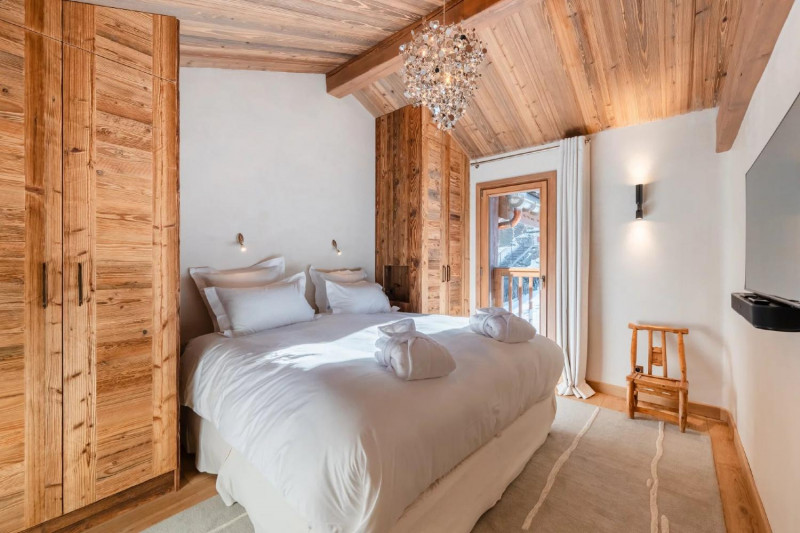 714a9cca-8319-4c23-992a-0a4bd4116523-1267093