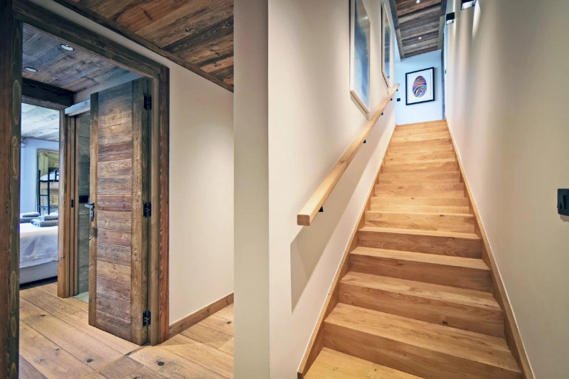 77f599c3-46e5-4b96-b814-11006ac0b30c-1451054