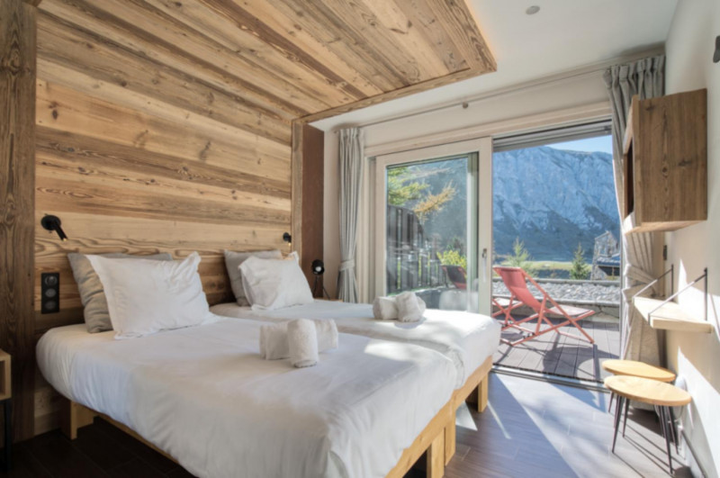 800x600-bedroom1-2-2973924-6437379-1266978