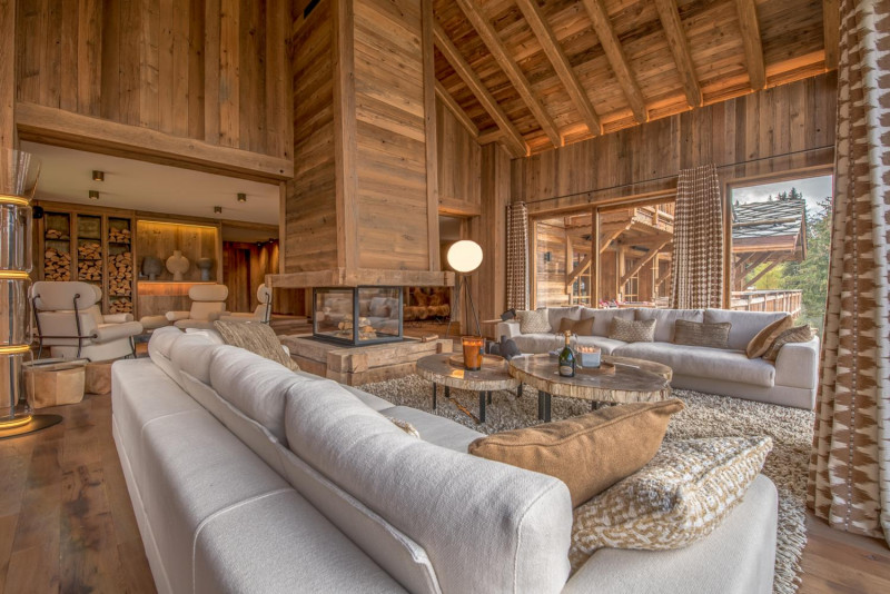 8f0e4df1-5921-44f9-8cda-1d98d52424ad-1450877