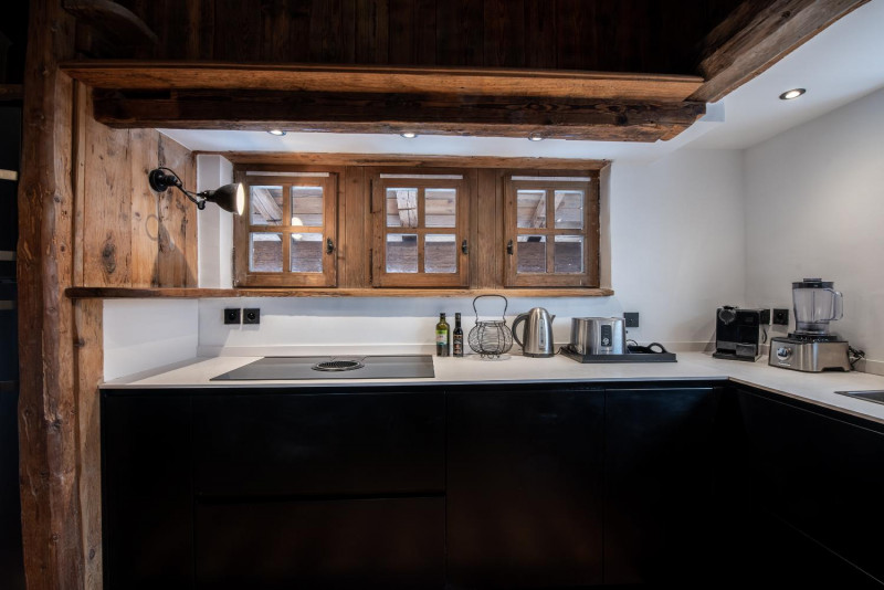 98d75d02-d646-4272-9dbe-0c43eb8676d5-1451229 98d75d02-d646-4272-9dbe-0c43eb8676d5-1451229